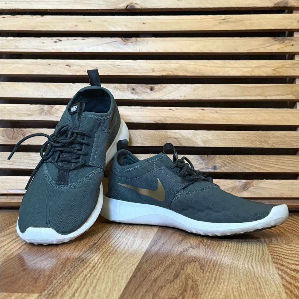 Nike Green and Gold Sneakers Sleek Design